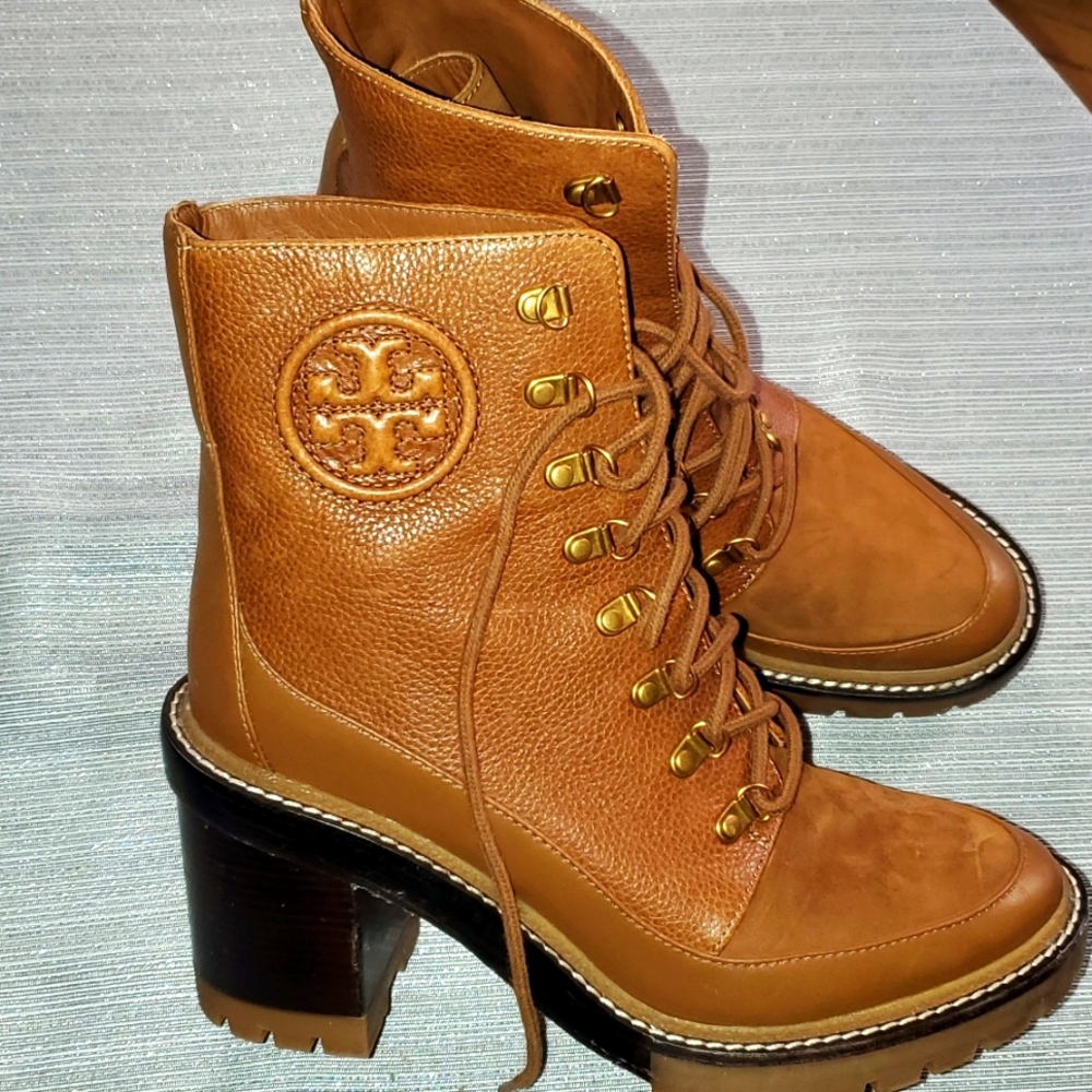 TORY BURCH MILLER MIXED-MATERIALS LUG SOLE BOOT. Toasted Caramel- 8